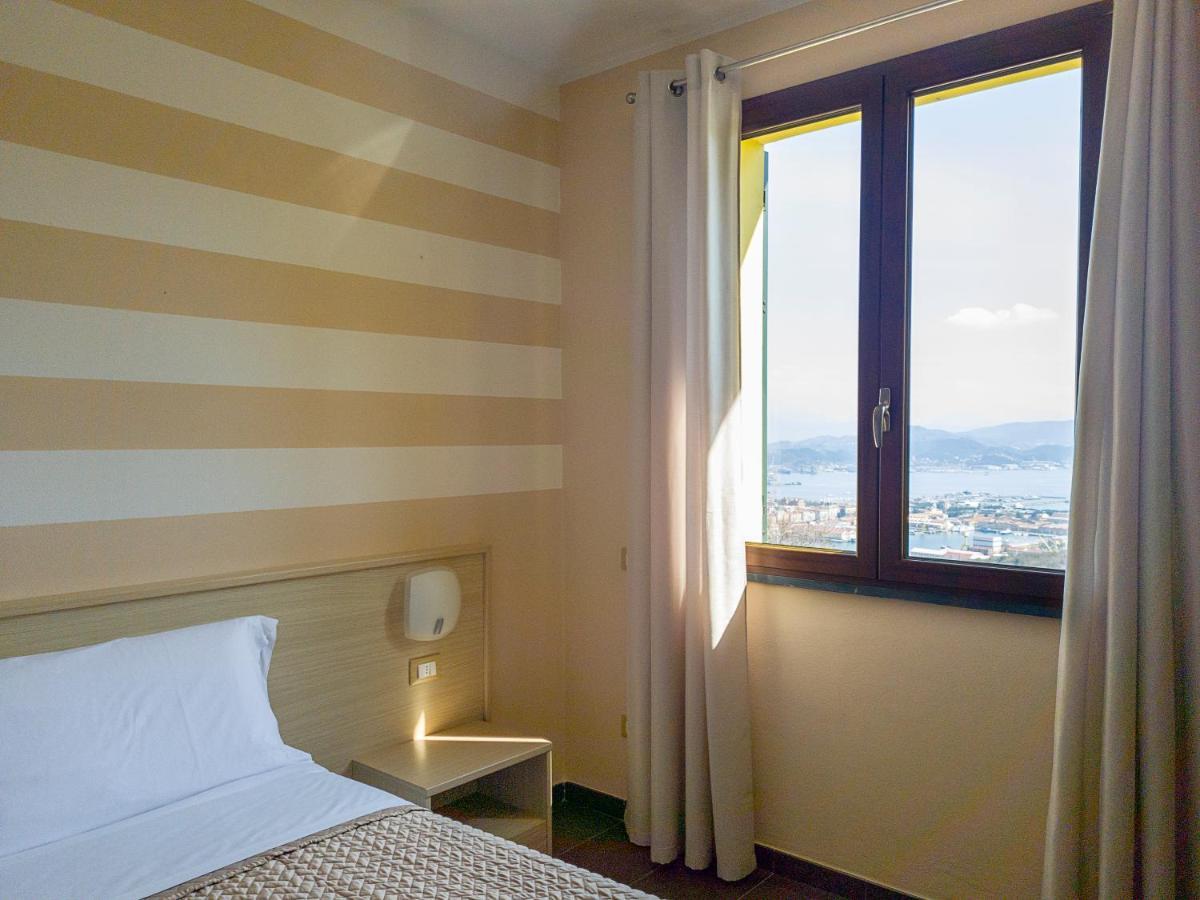 Agriturismo La Pietra 1 E La Pietra 2 La Spezia Buitenkant foto